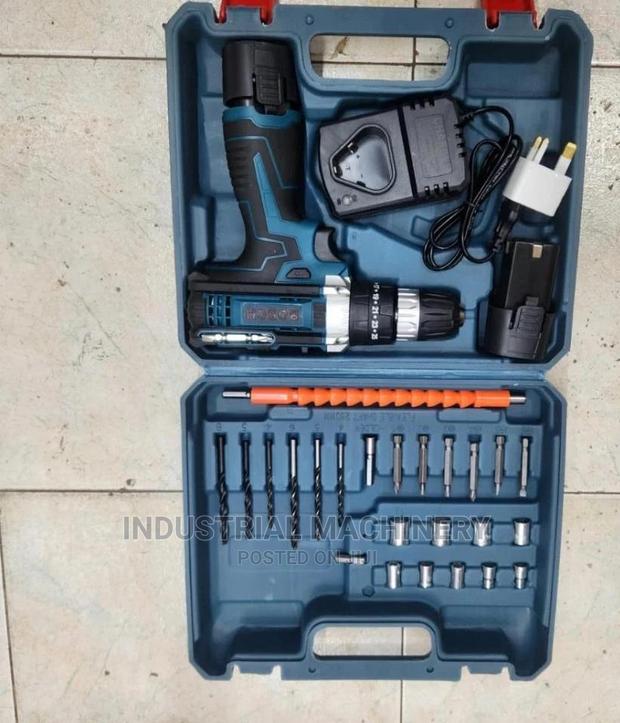 Bosch Cordless Drill With Bits 12v