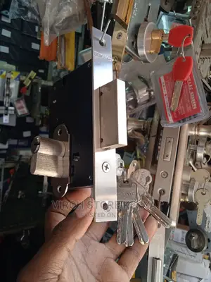 Heavy Duty Deadlock 5 Keys With Brass Bar Lock