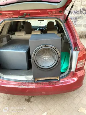 HQR Kenwood. 1500watts .