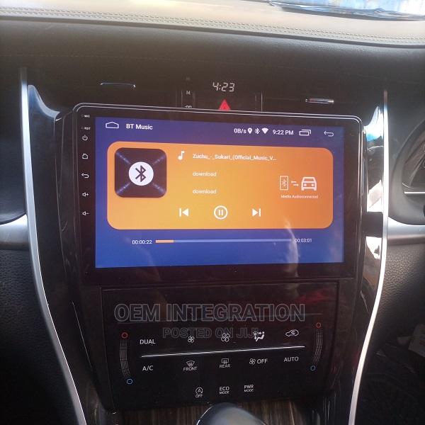 10" Android Radio for Toyota Harrier UV Black 2014-2017 - thumbnail 3