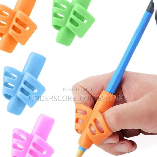 4 Pieces Pencil Grips - thumbnail 3