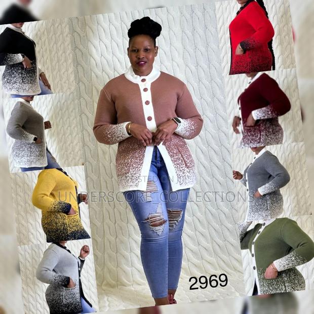 Classy Ladies Warm Sweater - thumbnail 9