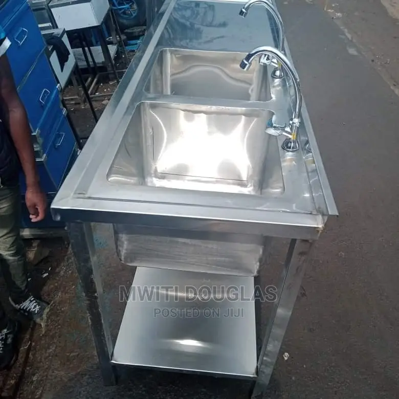 Shiny Double Bowl Sink