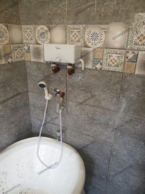 Bathtub Instant Water Heater - thumbnail 2