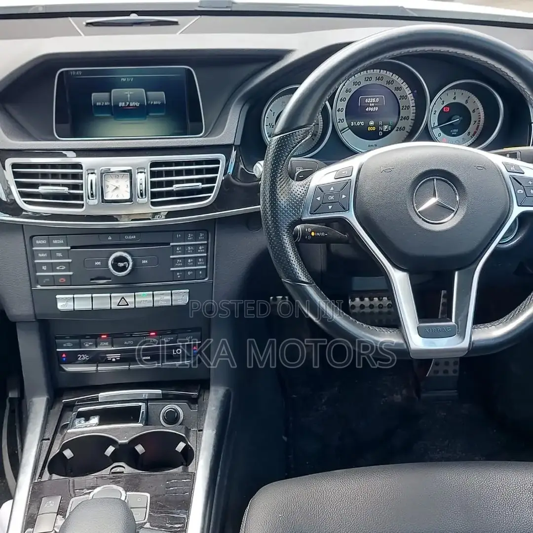 Mercedes-Benz E250 2016 Pearl
