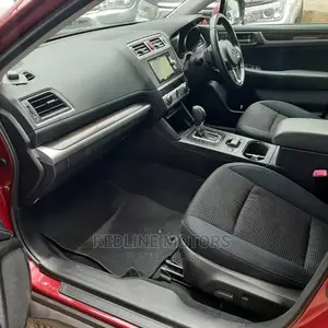 Subaru Outback 2.5i AWD 2016 Red
