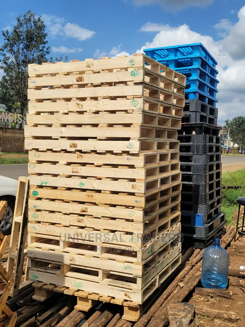 Frame Wood Pallets - HT Approved