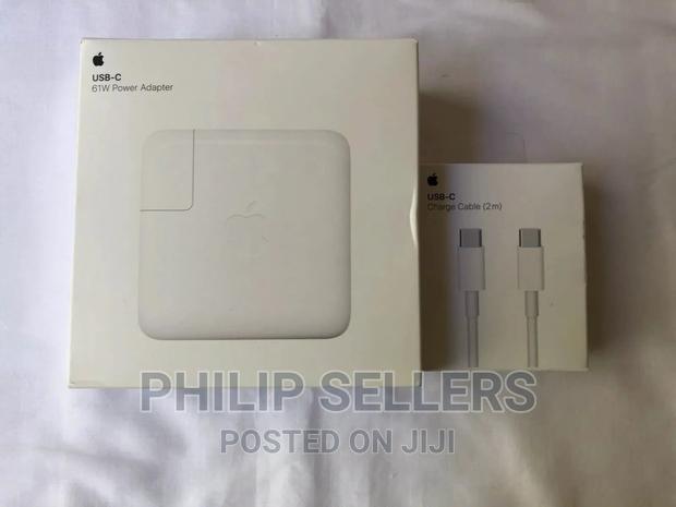 APPLE 61W USB-C Power Adapter Charger + 2m Cable - main view
