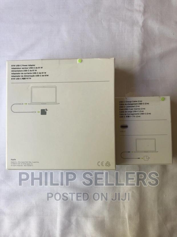 APPLE 61W USB-C Power Adapter Charger + 2m Cable - thumbnail 4