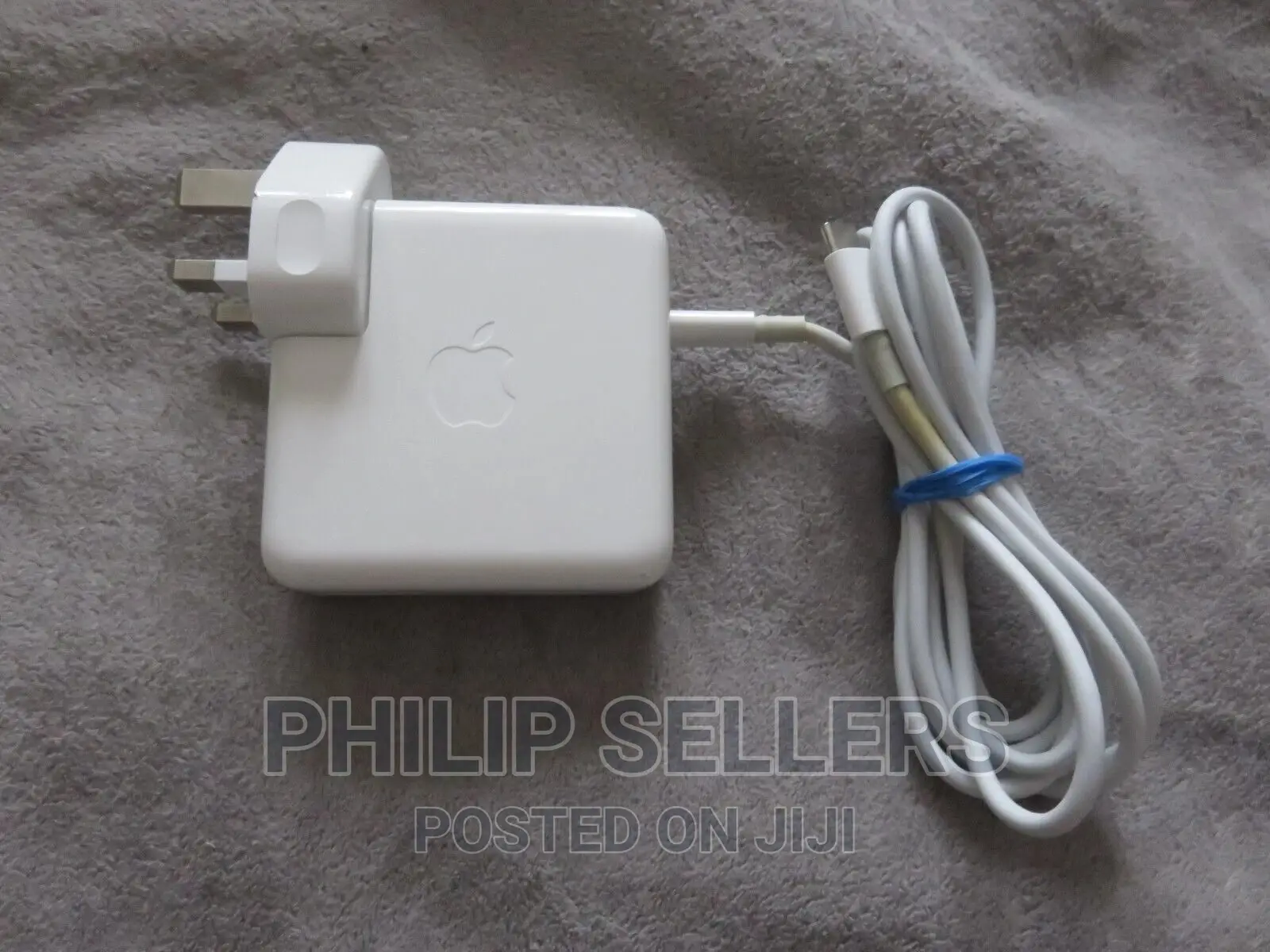 100% Genuine Apple 61W USB-C Power Adapter - A1718