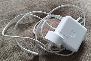 Genuine Apple Magsafe 2 MD565B/B 45W AC Power Adapter