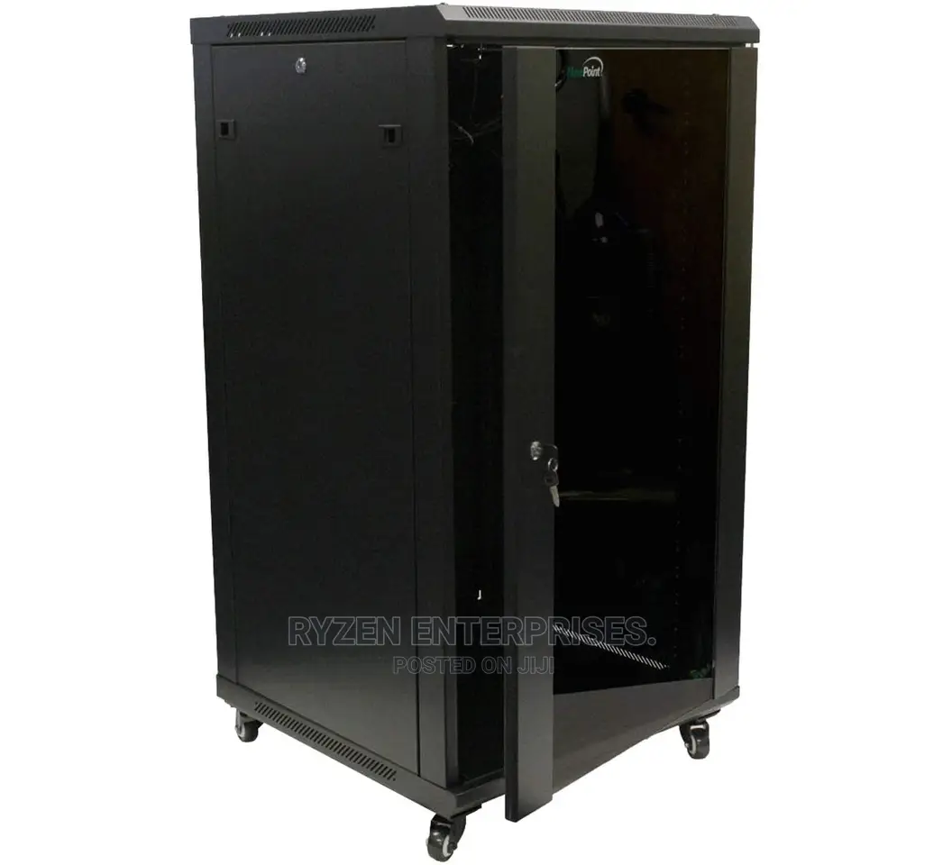 22u Network Cabinet 600×600