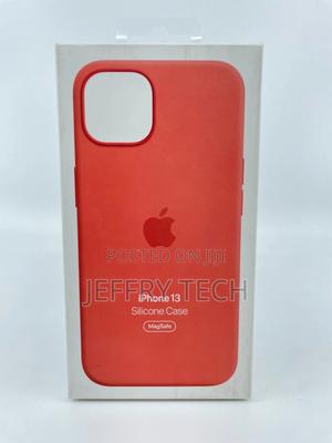 OEM Apple iPhone 13/Pro/Pro Max Silicone Case With Magsafe C - thumbnail 2