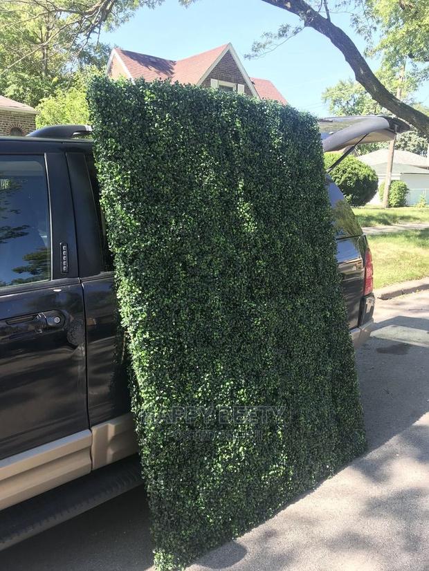 Artificial Hedge/Backdrop Wall Panels - thumbnail 2