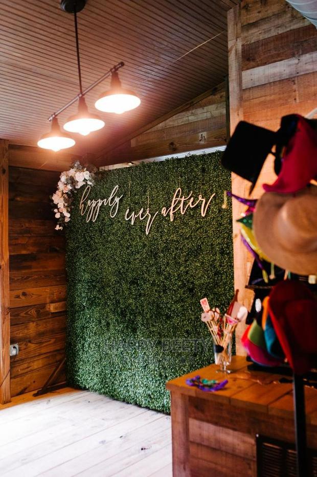 Artificial Hedges/Backdrop Wall Panels - thumbnail 2
