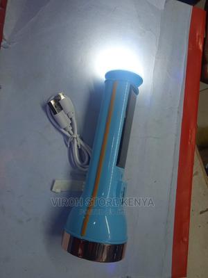 Solar Torch Rechargeable Travel Torch 16 Standing HRS - thumbnail 2