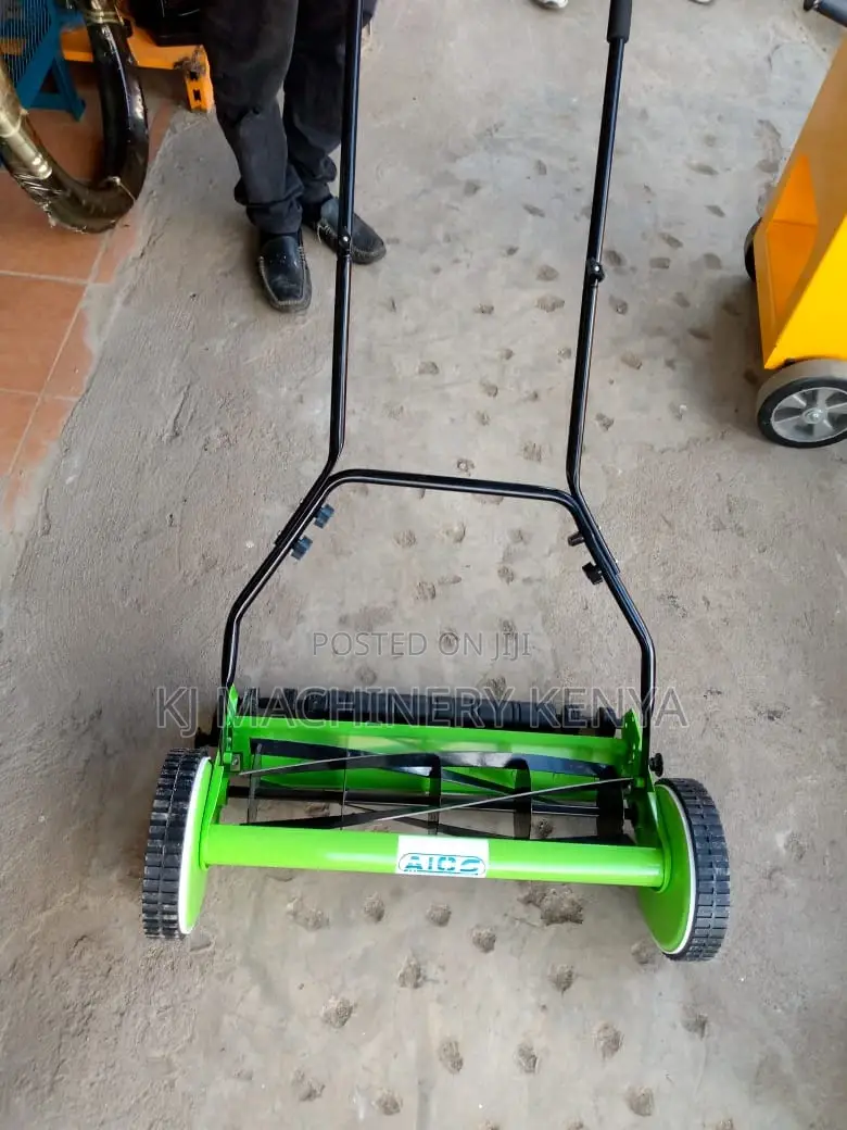 Good Quality Manual Lawn Mowers on OFFER