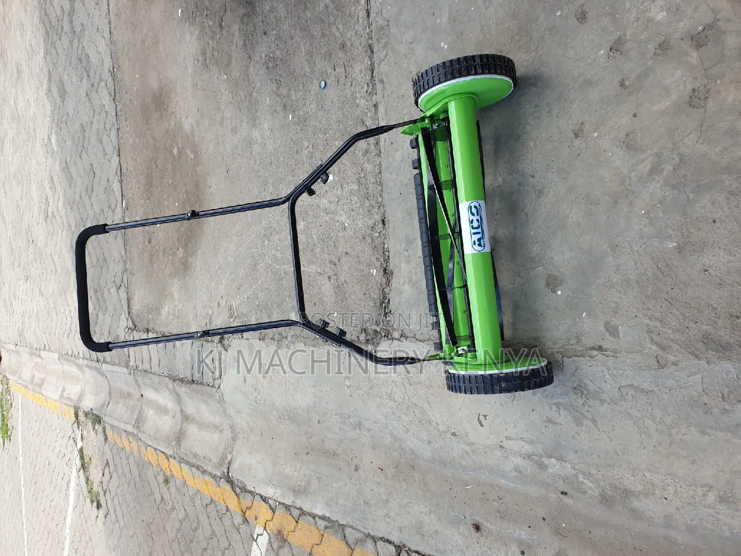 Good Quality Manual Lawn Mowers on OFFER