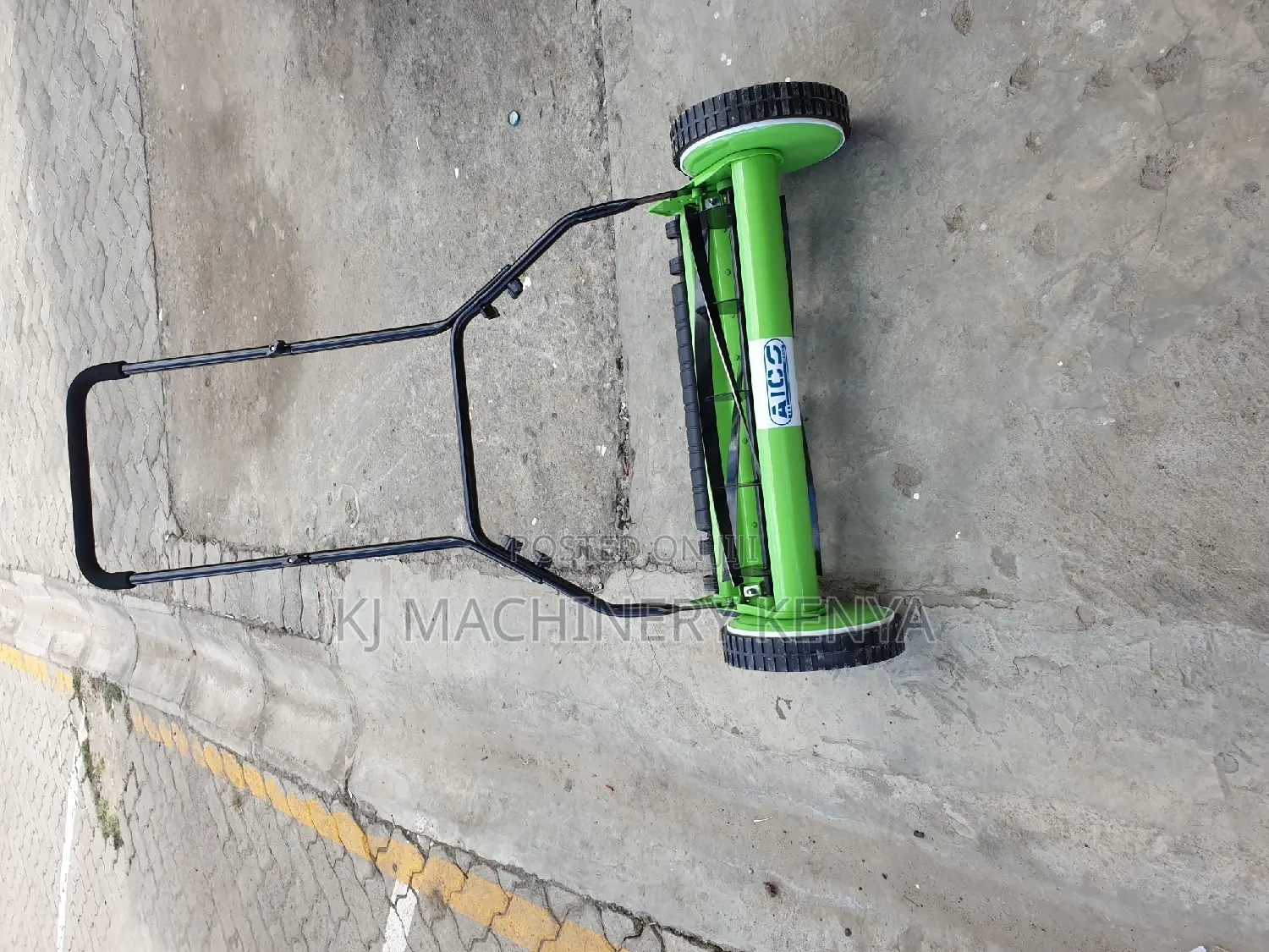 Good Quality Manual Lawn Mowers on OFFER
