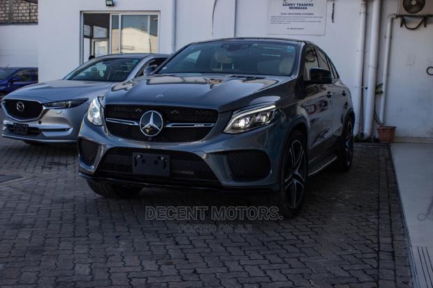 Mercedes-Benz GLE43 2018 Gray - thumbnail 3