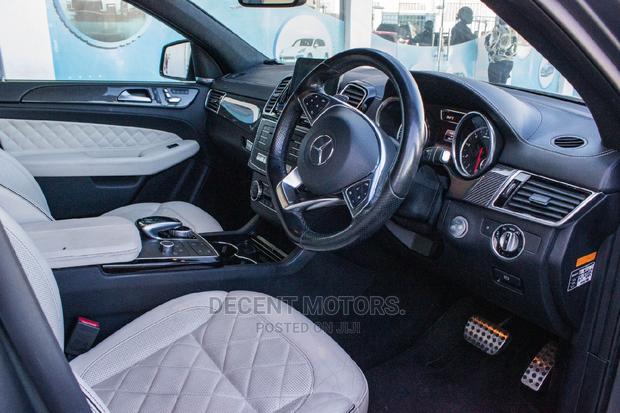 Mercedes-Benz GLE43 2018 Gray - thumbnail 6