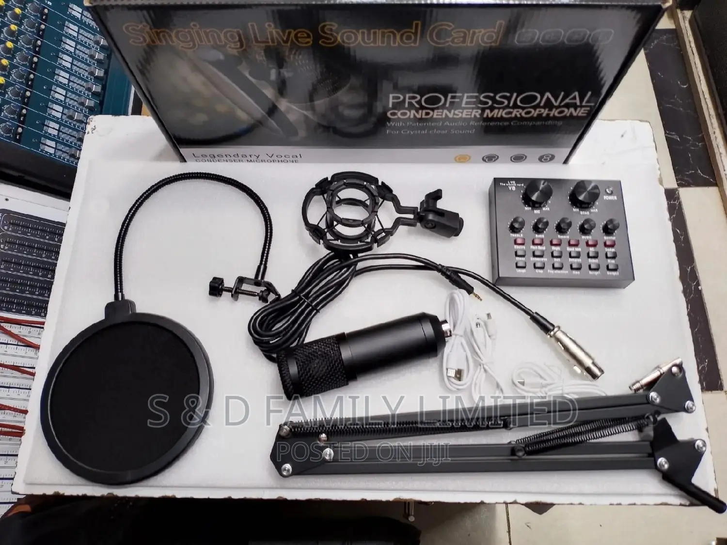 V8 Soundcard With BM 800 Complete Condenser Microphone