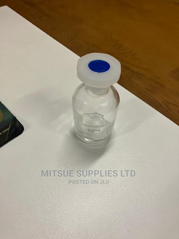 Half a Dozen Reagent Bottle Griffchem 60ml Clear - main view