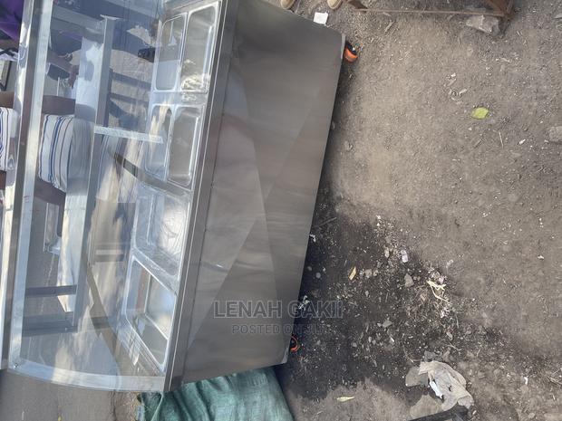 Commerical Food Display - thumbnail 5