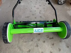 Manual Lawn Mowers Now in Stock