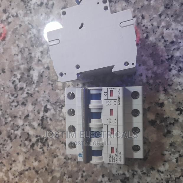 32a 4pole Solar MCB - thumbnail 2