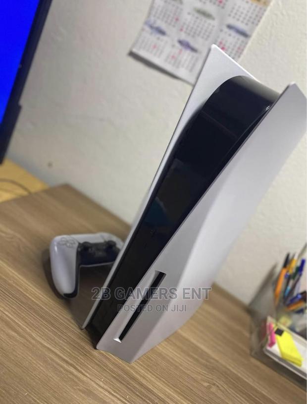 Ps5 Slightly Used - thumbnail 6