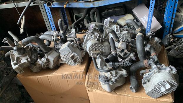 Toyota 1nz Hybrid Water Pump for Fielder, Aqua, Prius, Axio.