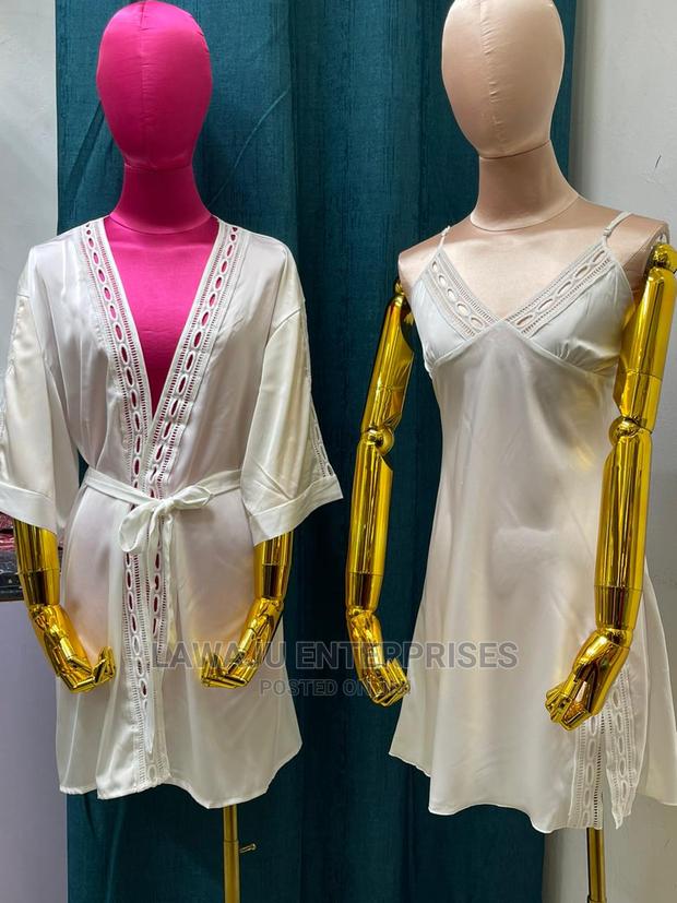 White Short Robe Night Dress With Slit Lingerie Sleepwear - thumbnail 2