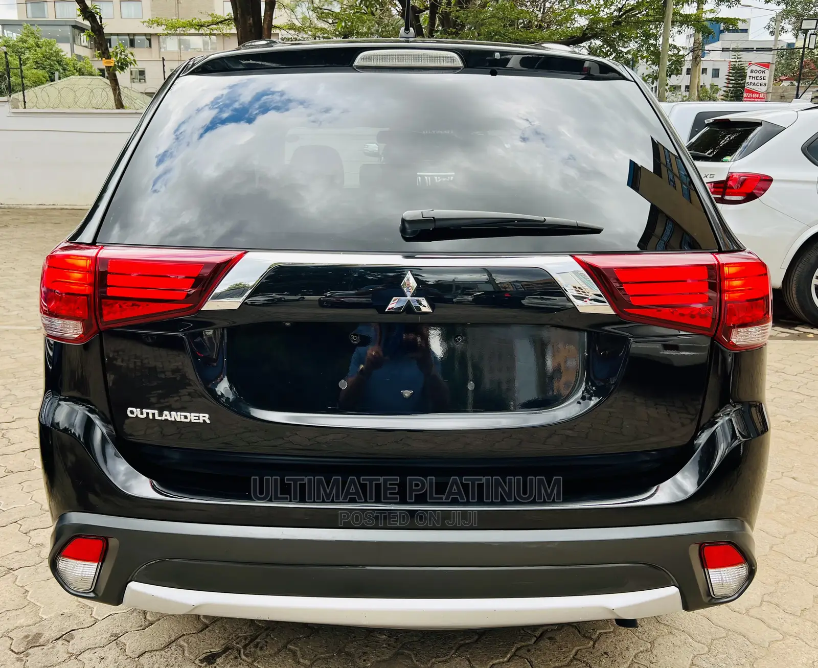 Mitsubishi Outlander 2016 Black