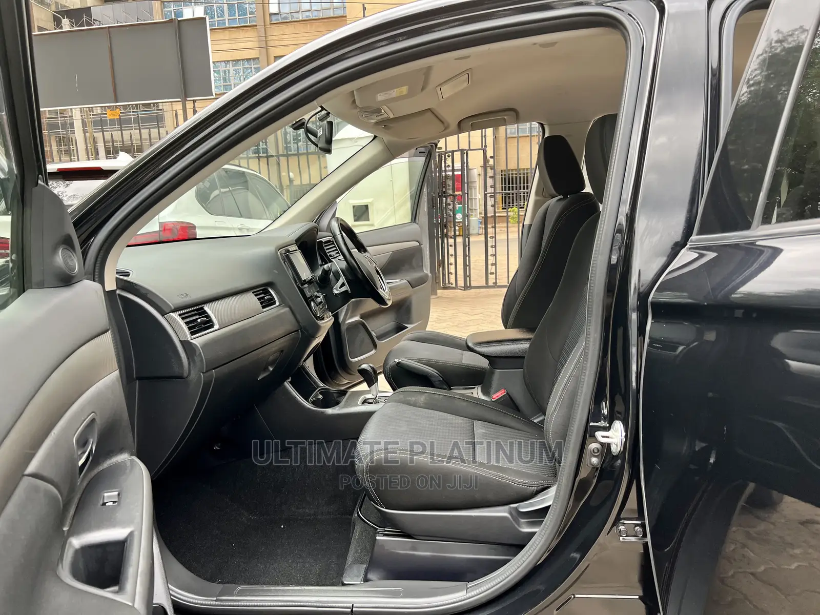 Mitsubishi Outlander 2016 Black