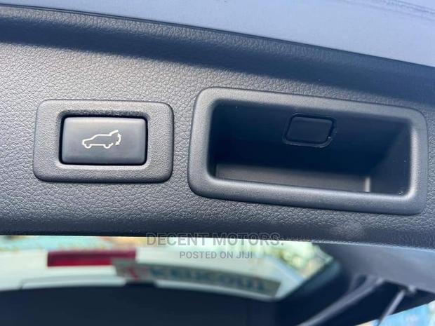Subaru Forester 2.0XT Premium AWD 2016 Silver - thumbnail 6