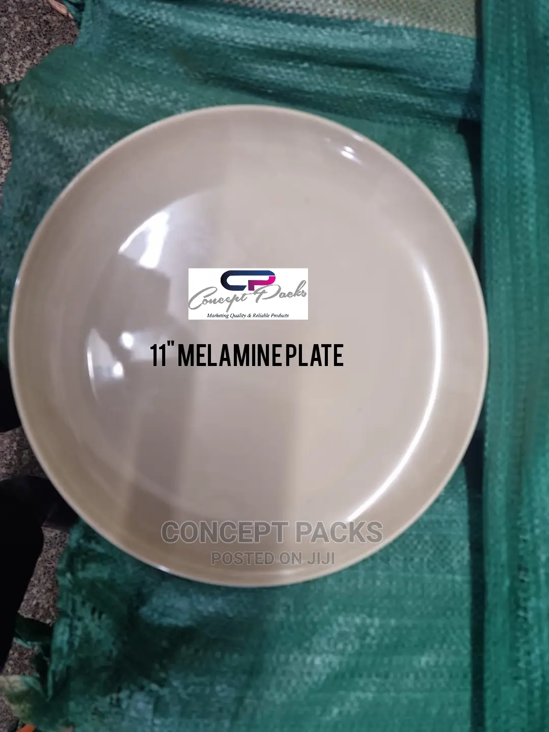 12pcs Melamine Round Plate 11" Size.