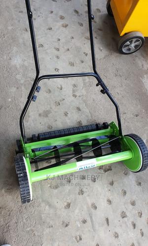 Manual Lawn Mower - thumbnail 2