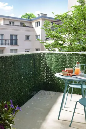 Artificial Ivy Privacy Fence/Hedges