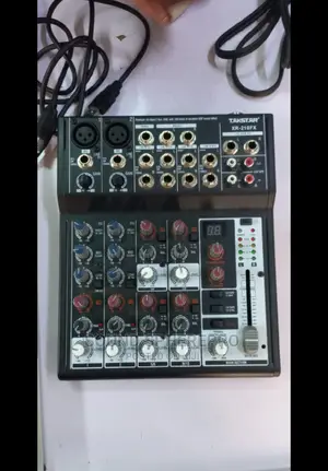 Takstar XR 210FX Studio Mixer
