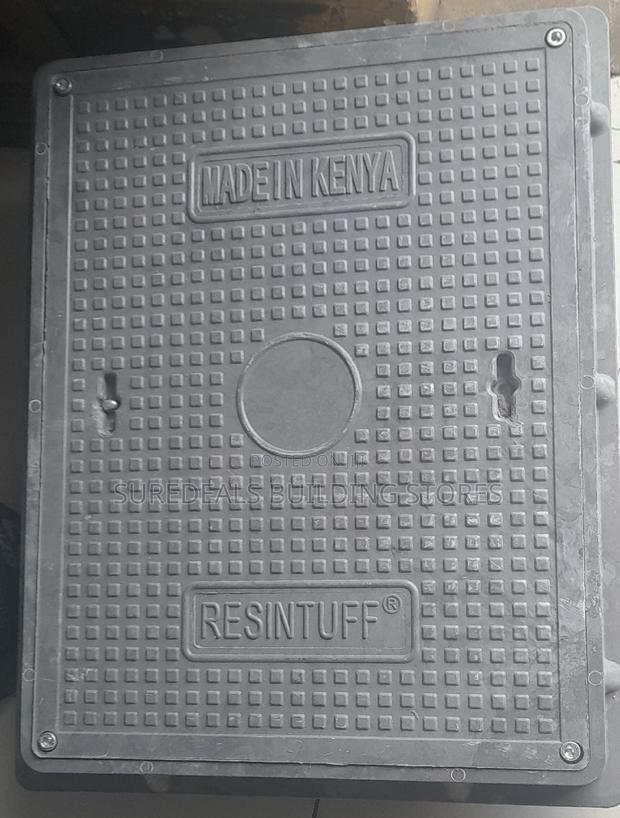 MANHOLE COVER(LOCKABLE)-450mm*600mm - thumbnail 3