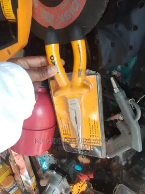 8"/200mm Combination Pliers