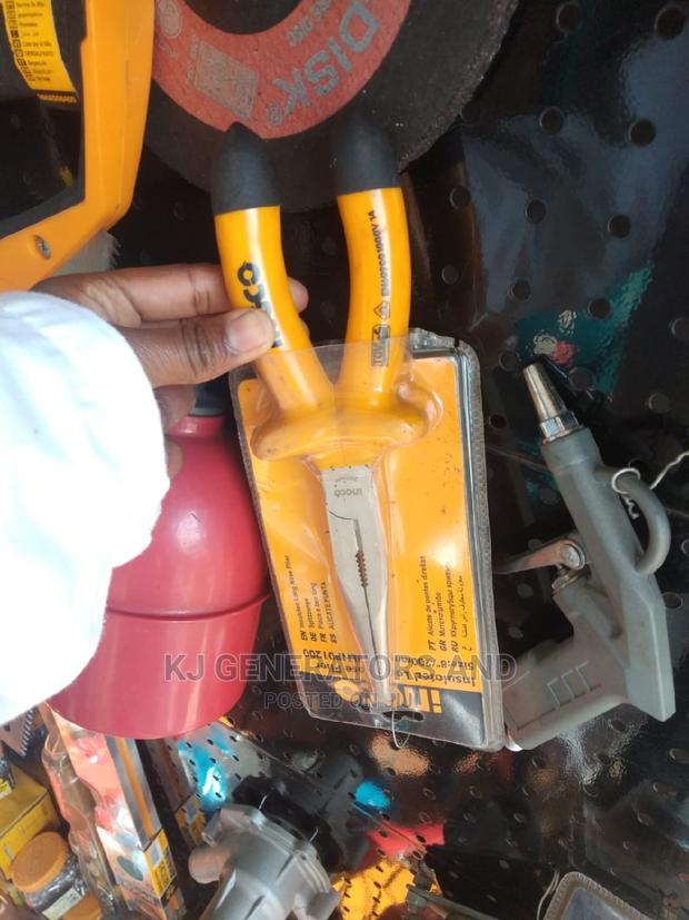 8"/200mm Combination Pliers