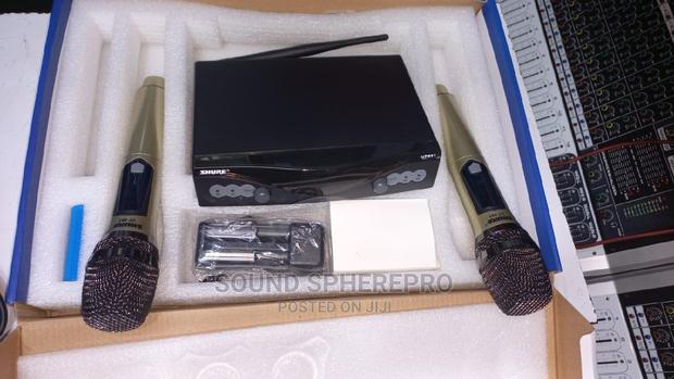Shure UT-883 With Rechargeable Battery Wireless Microphone - thumbnail 3