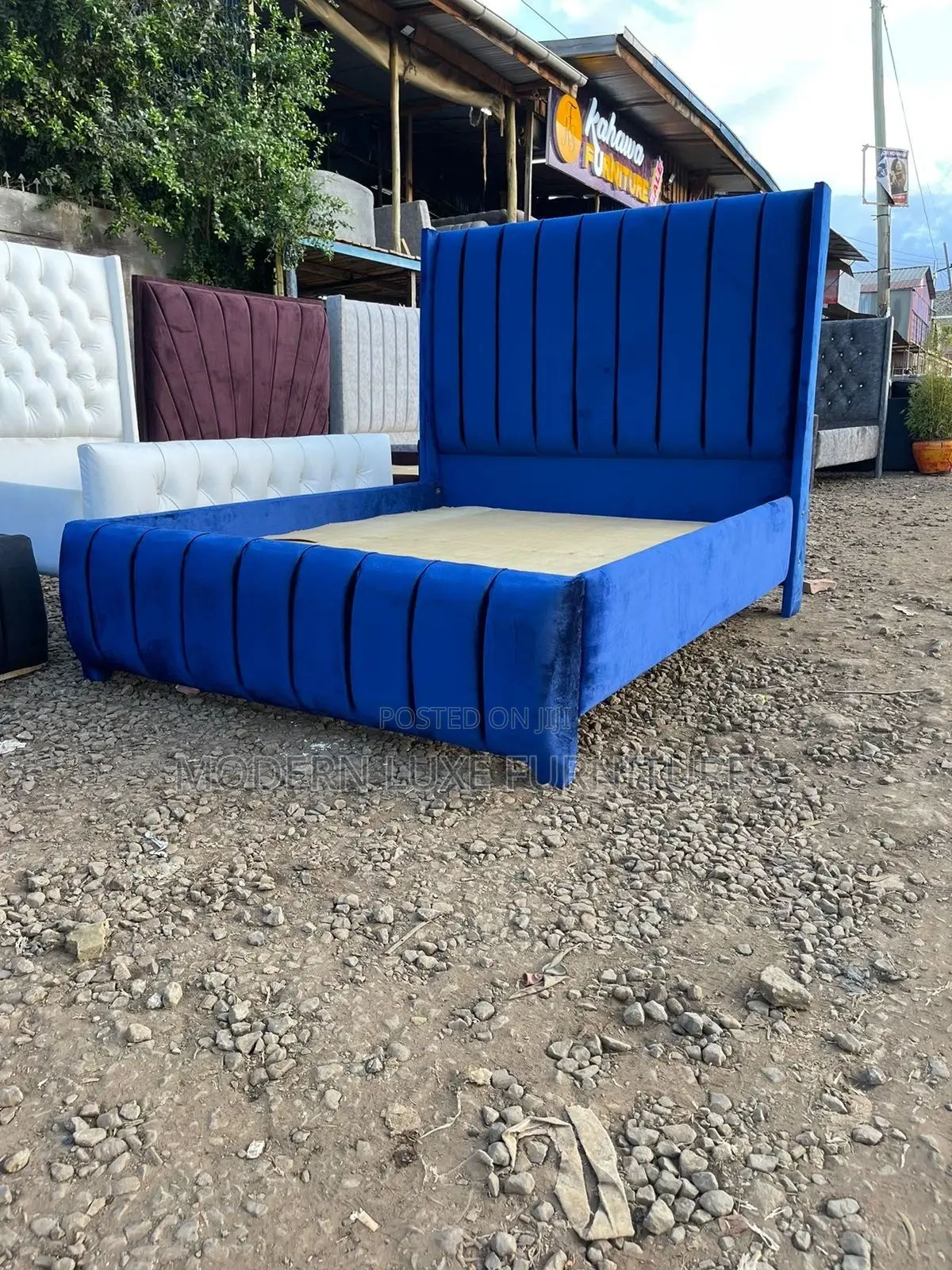 5/6 Fabric Bed