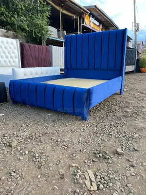 5/6 Fabric Bed