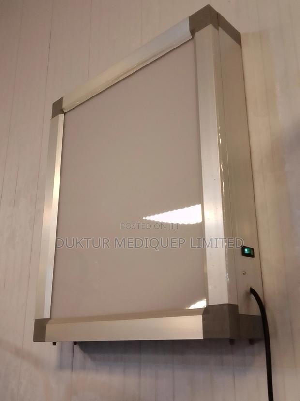 Single X-ray Viewer Box 50×42cm - thumbnail 2