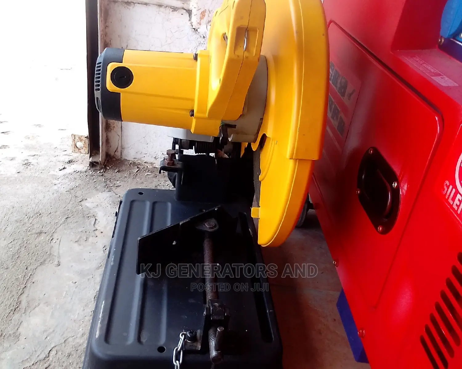 Dewalt Chop Saw(D28720)