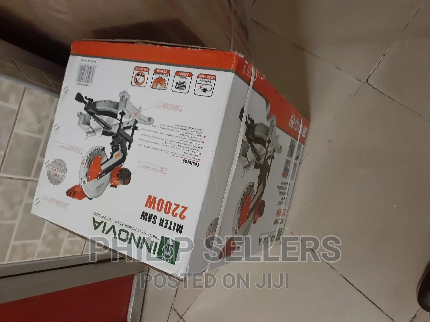 2200W Motor , 5300 RPM for Fast and Powerful Cutting