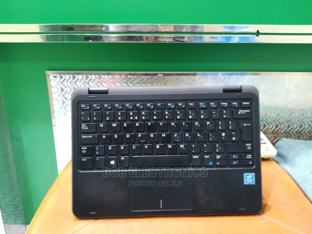 Laptop Dell Latitude 11 3190 4GB Intel Celeron SSD 32GB